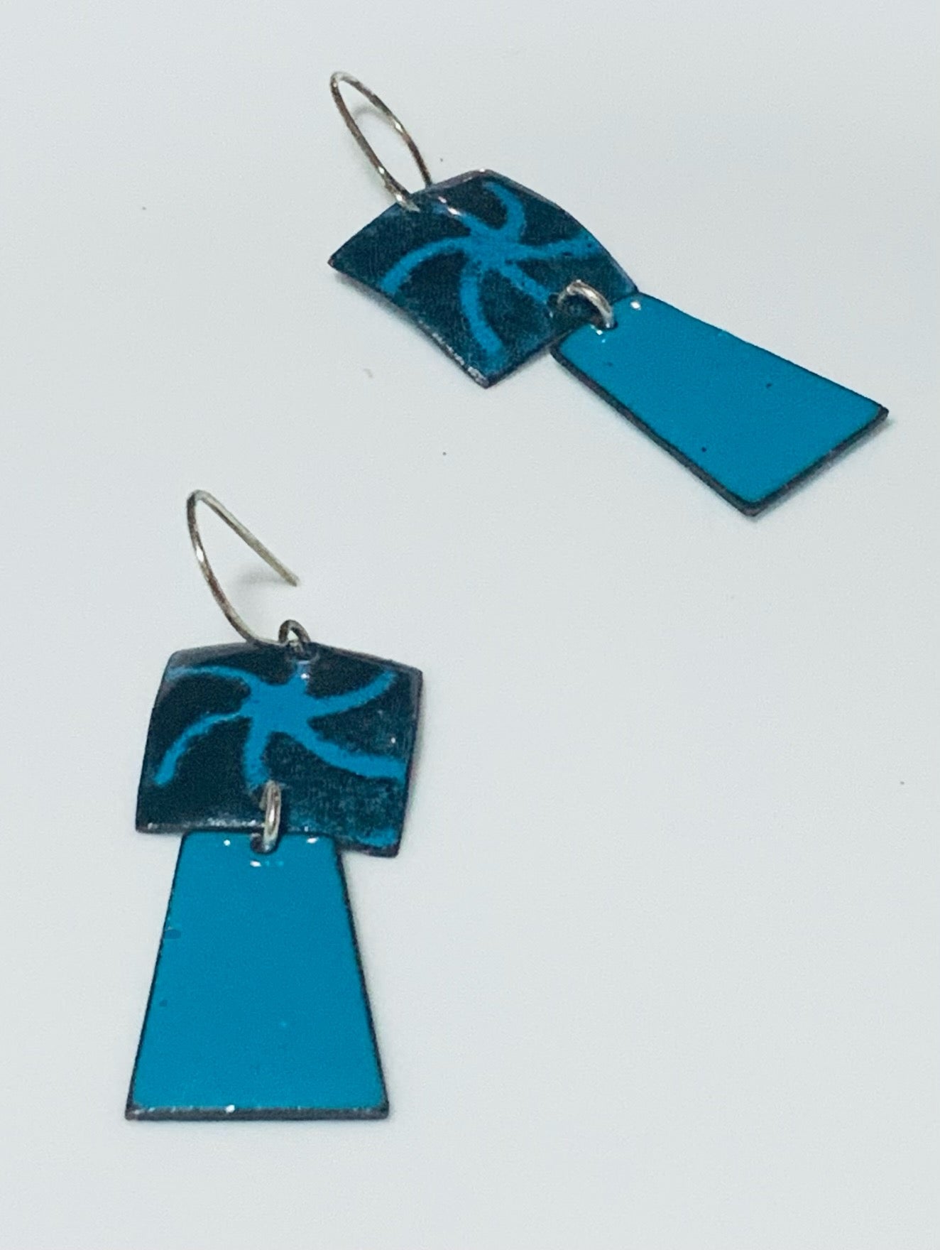 Starburst Theme Enameled Earrings Twilight Blue