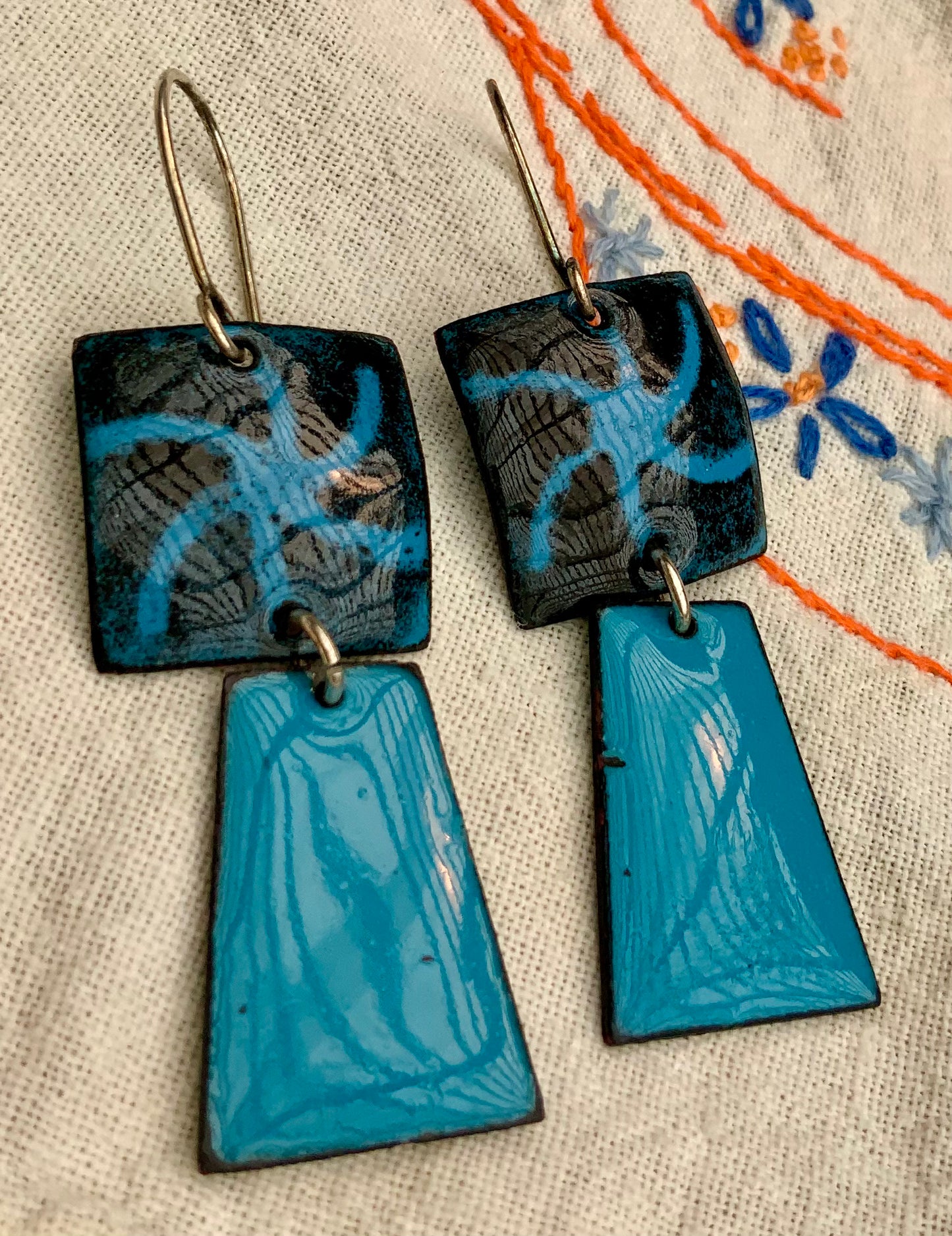 Starburst Theme Enameled Earrings Twilight Blue
